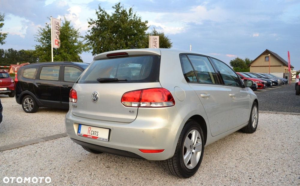 Volkswagen Golf - 4