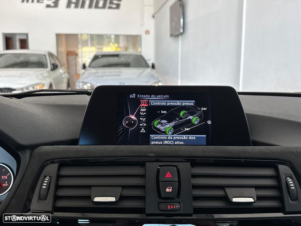 BMW 335 i Auto Pack M - 26