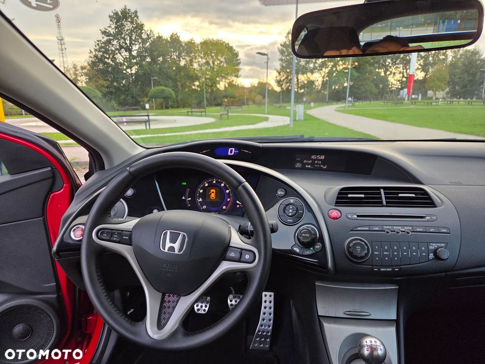 Honda Civic 1.8i-VTEC Type S - 13