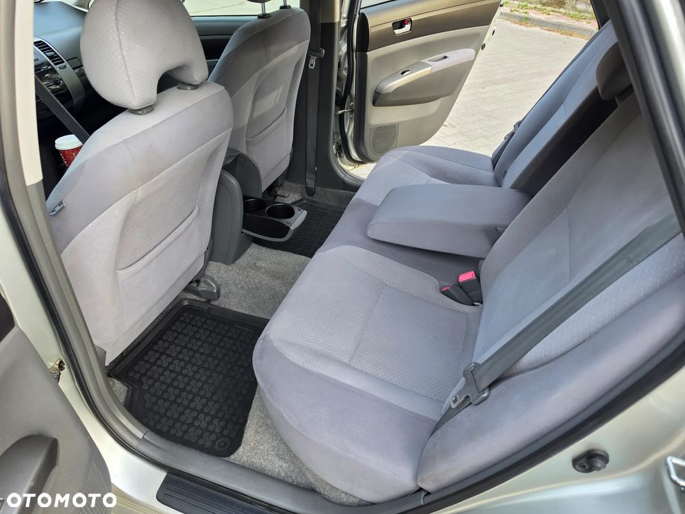 Toyota Prius 1.5 VVT-i Prestige - 14