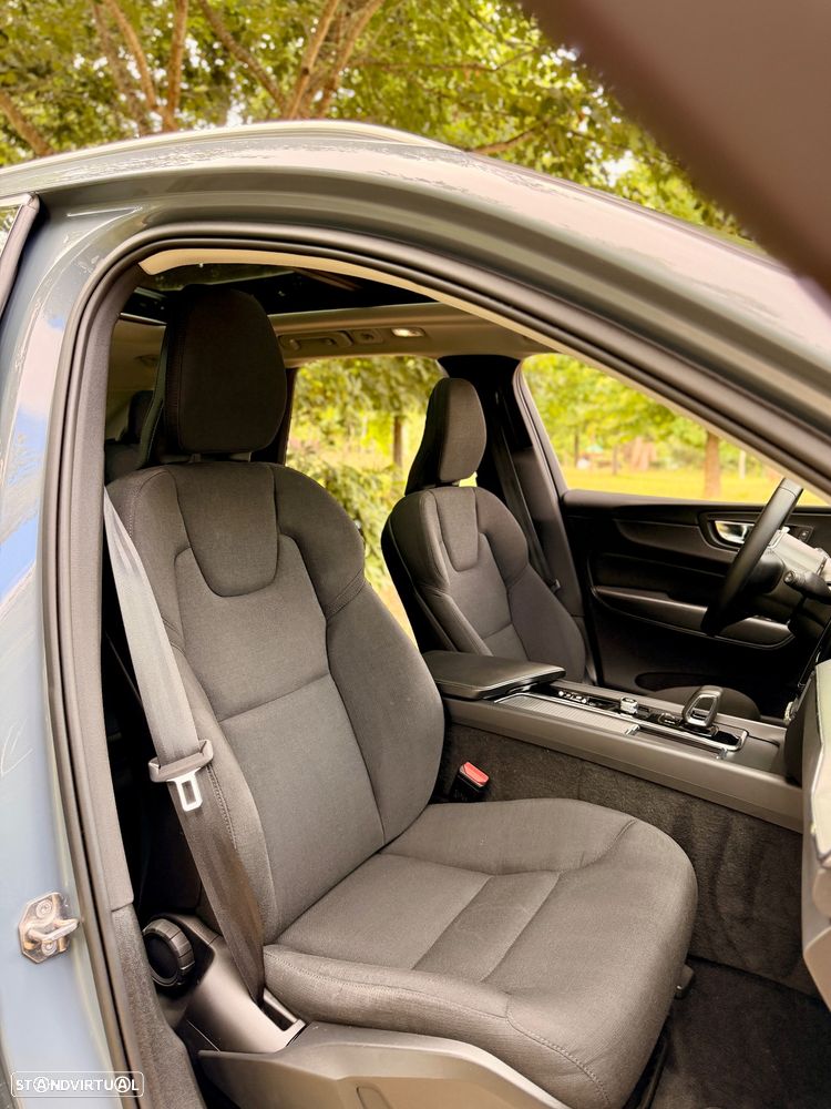 Volvo XC 60 T6 AWD Recharge Geartronic Inscription - 11