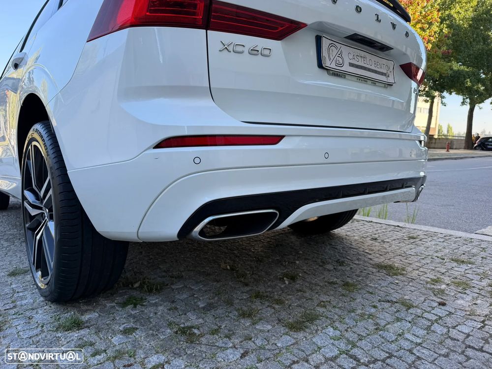 Volvo XC 60 2.0 D4 R-Design AWD Geartronic - 41