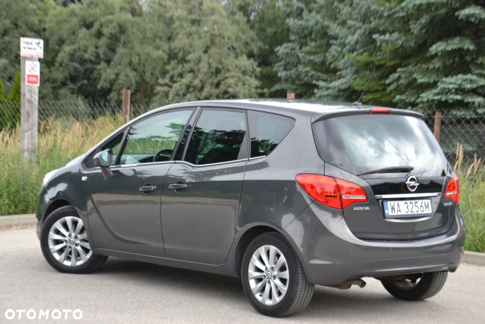 Opel Meriva 1.4 T Cosmo S&S - 10