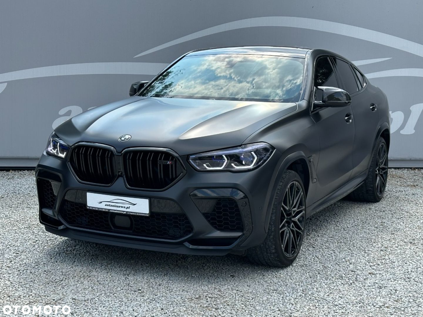 BMW X6M - 12