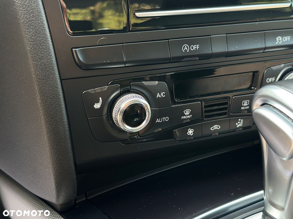 Audi A4 Limousine 2.0 TDI DPF clean diesel multitronic Ambiente - 27