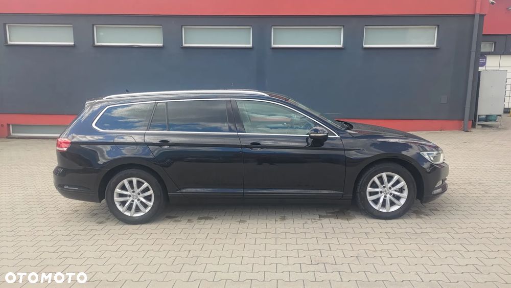 Volkswagen Passat 2.0 TDI (BlueMotion Technology) DSG Highline - 26