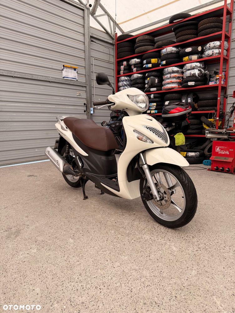 Suzuki Inny - 1