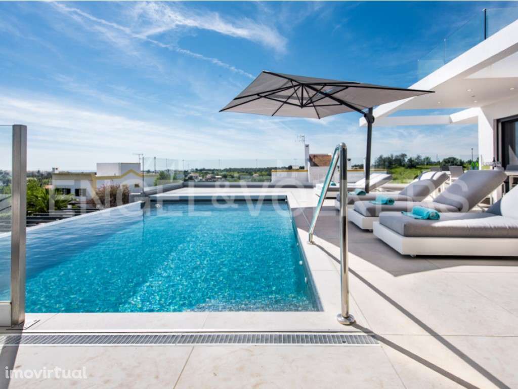 Perogil Infinity - Grande imagem: 4/50