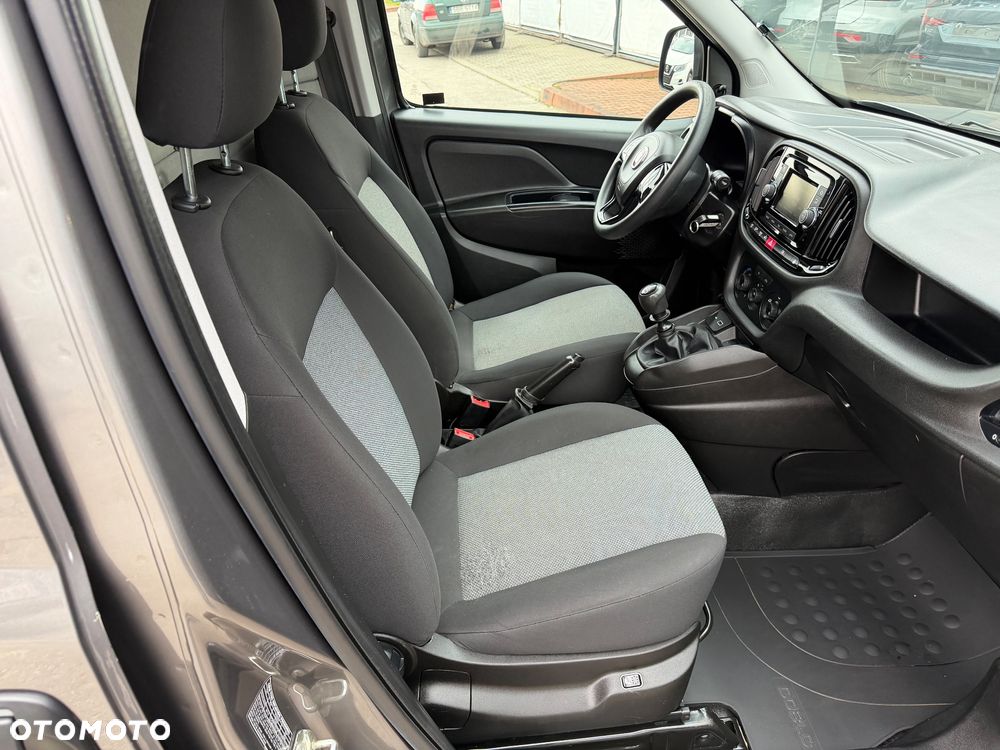 Fiat Doblo - 21