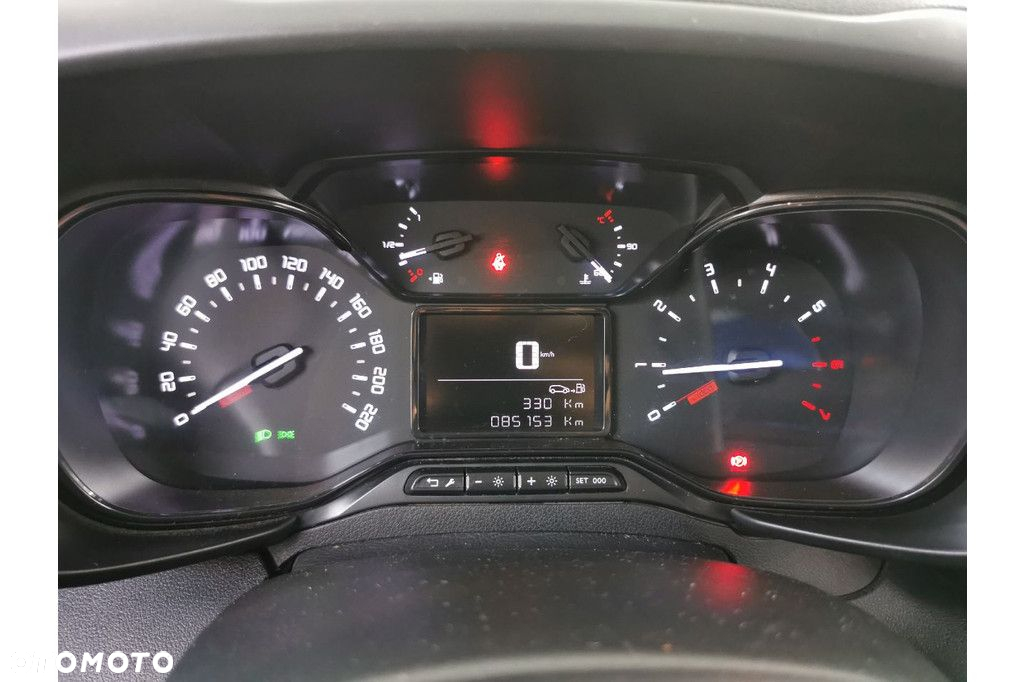 Citroën Berlingo 1.5 BlueHDi M Club SalonPL VAT23% Właścicielem pojazdu jest Ayvens Financial Services Polska - 5