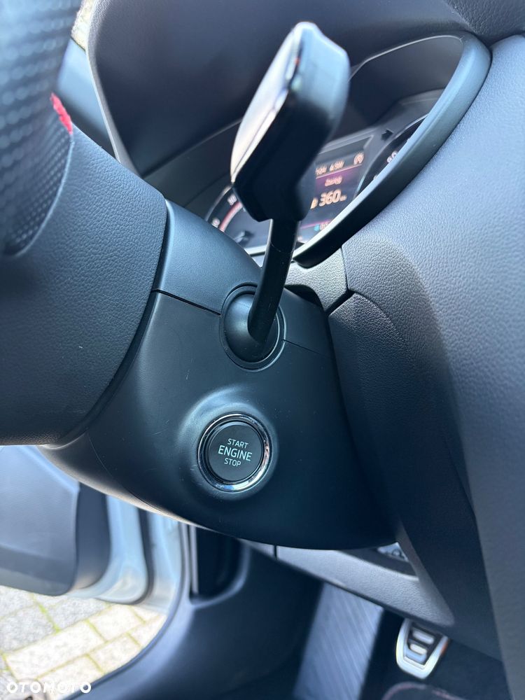 Skoda Octavia 2.0 TSI RS 230 - 18