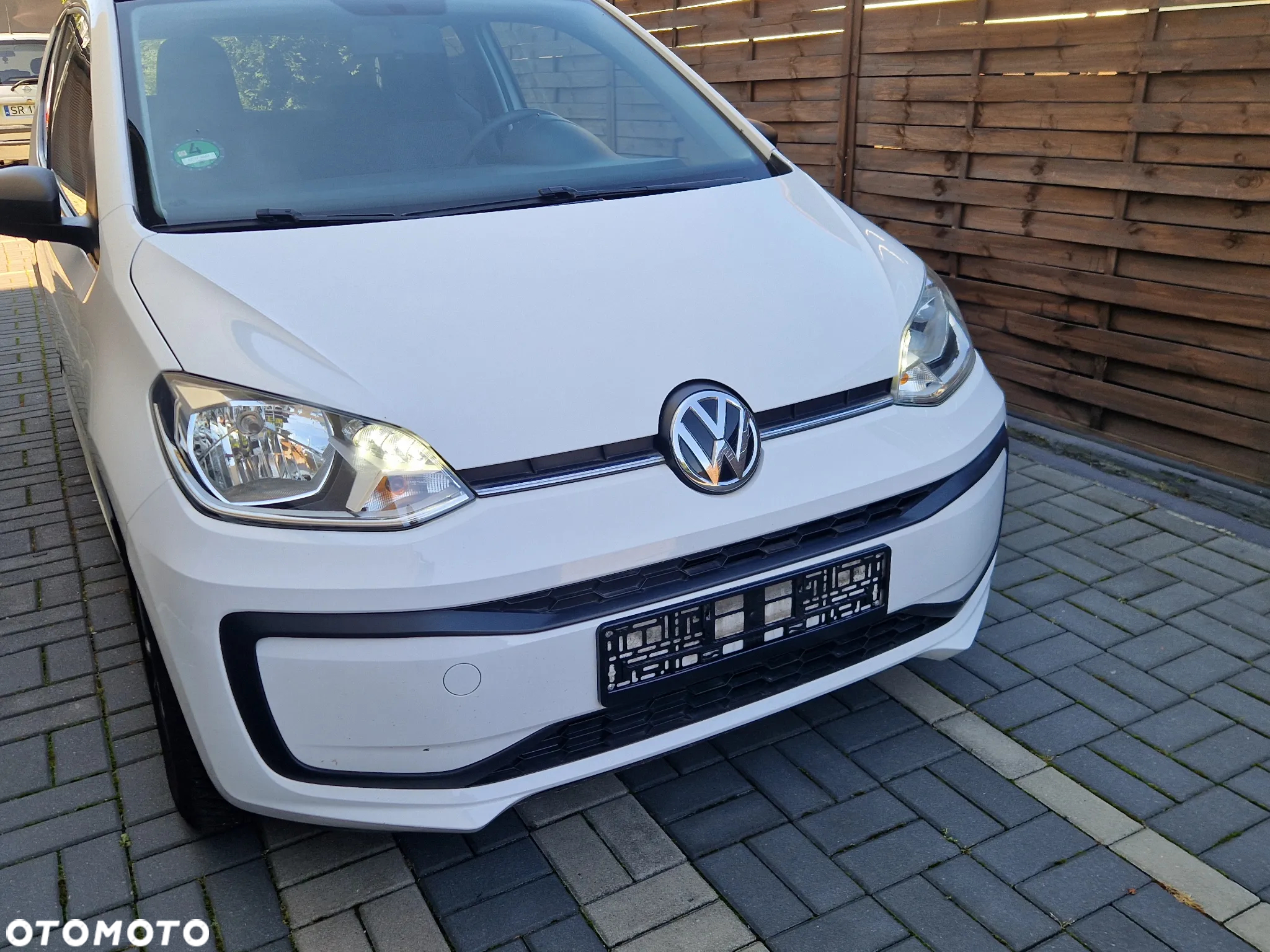 Volkswagen up! 1.0 move - 24