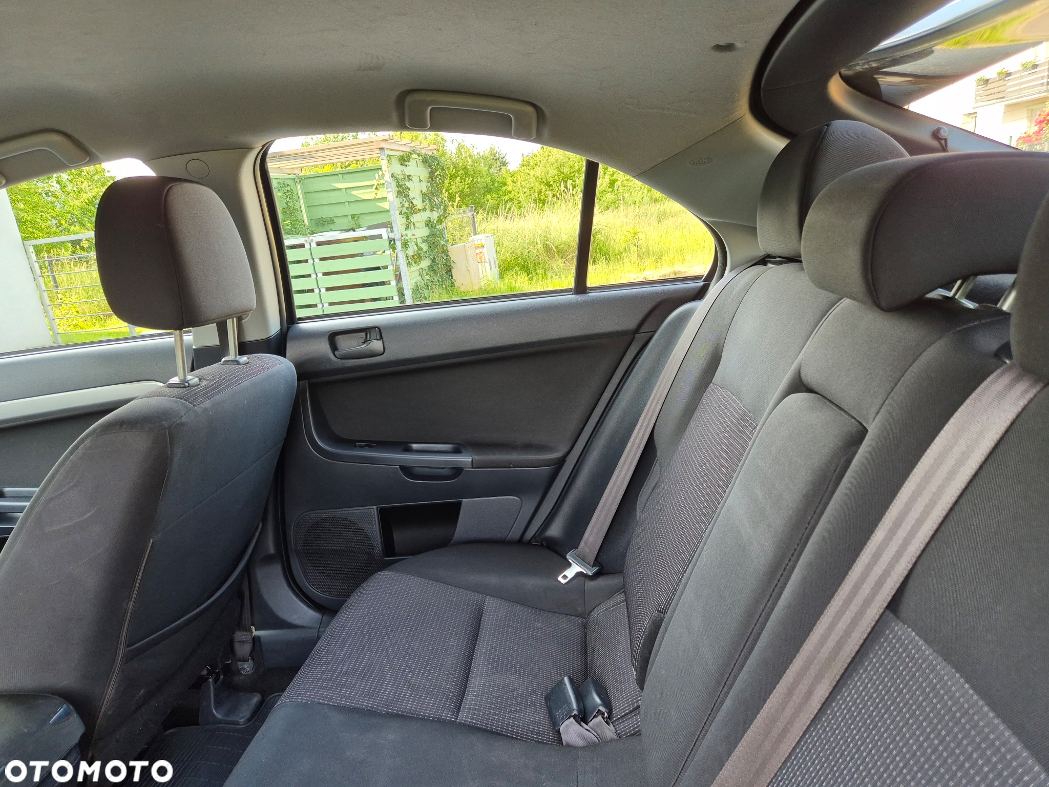 Mitsubishi Lancer - 4