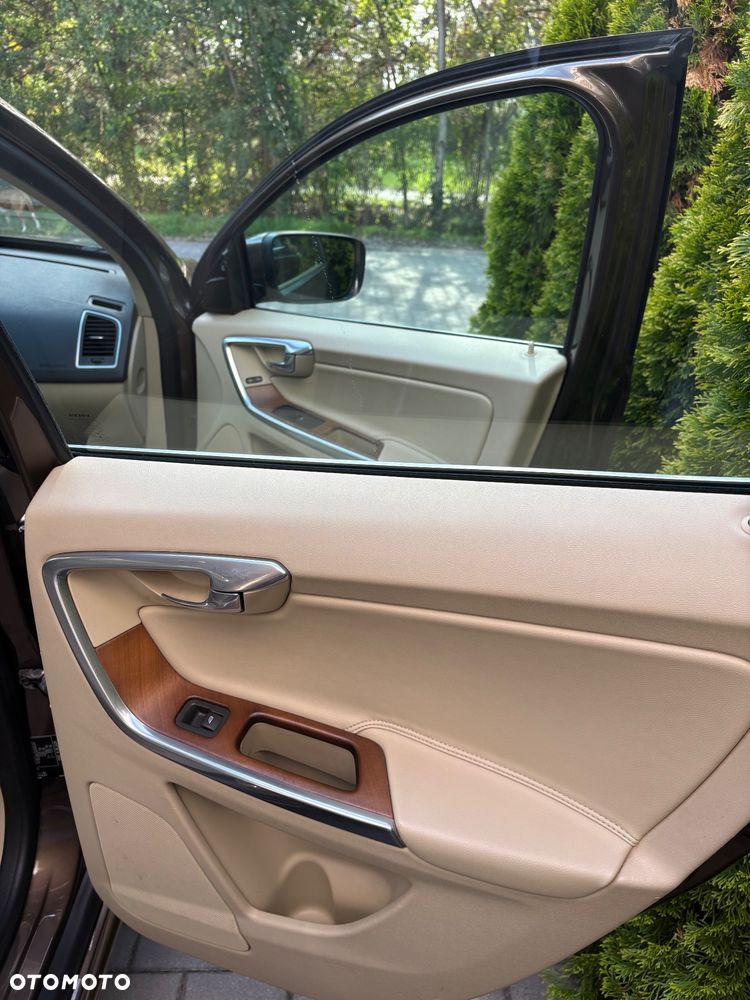 Volvo XC 60 - 5