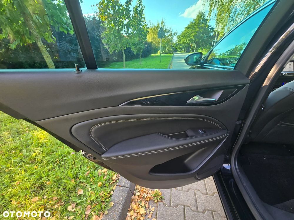 Opel Insignia Grand Sport 1.6 ECOTEC Diesel Innovation - 28