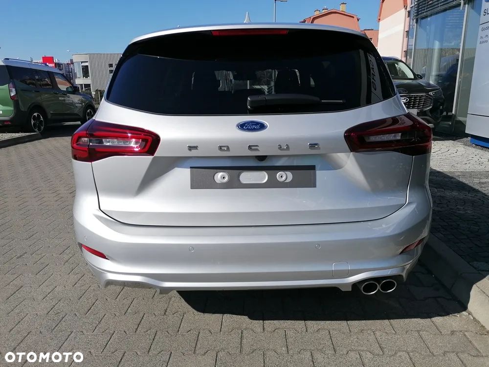 Ford Focus 1.0 EcoBoost mHEV ST-Line X - 6