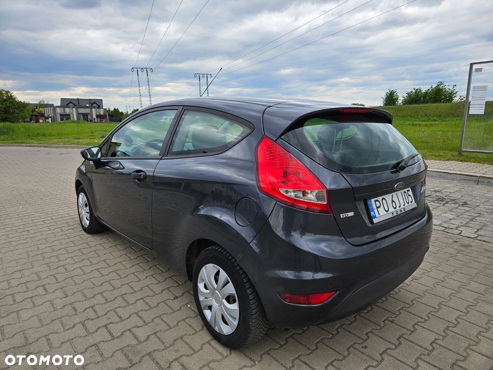 Ford Fiesta - 7