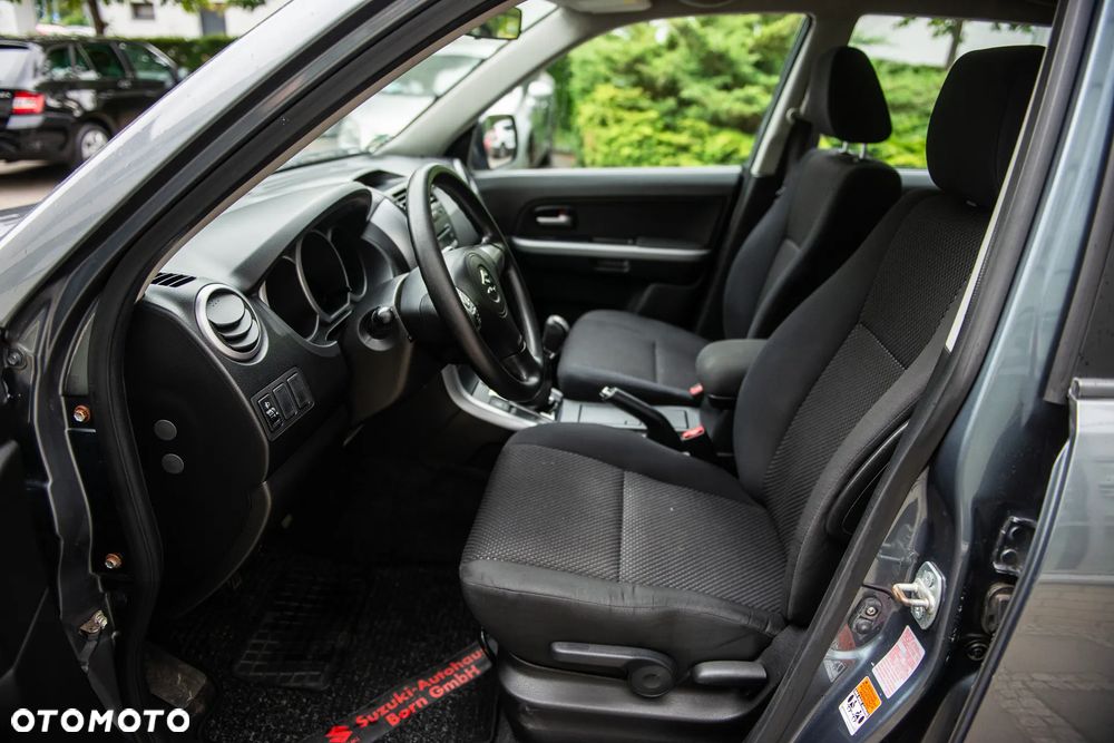 Suzuki Grand Vitara 1.9 DDiS Comfort - 13