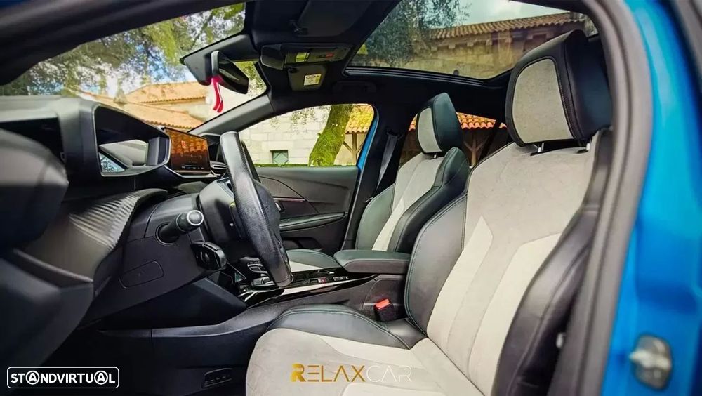 Peugeot e-208 50 kWh GT Pack - 11