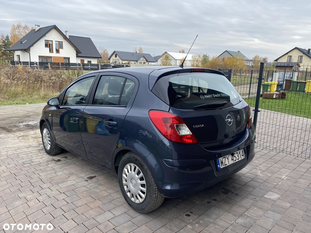 Opel Corsa 1.2 16V Cosmo EasyTronic - 4
