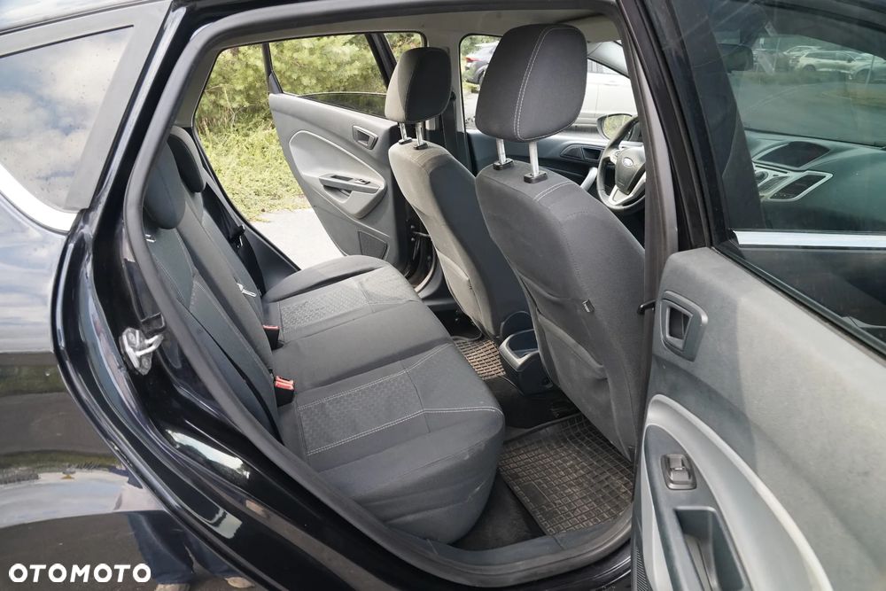 Ford Fiesta 1.25 Platinium X - 6