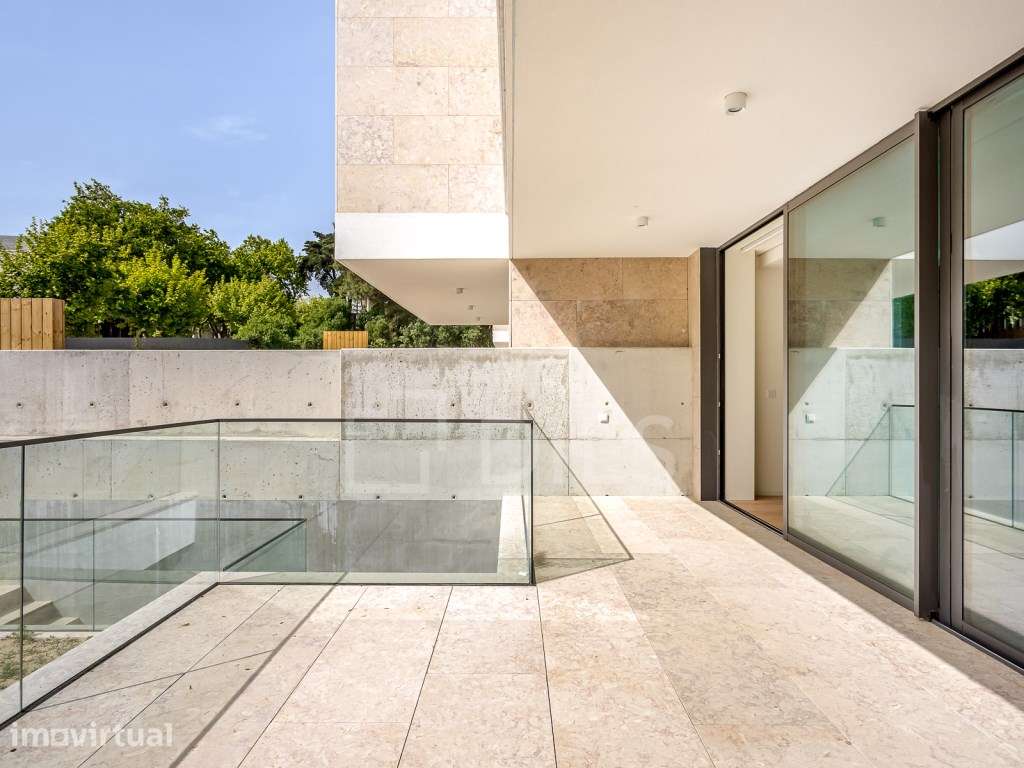 Moradia T4 com jardim inseria num novo empreendimento em Cascais - Grande imagem: 5/79