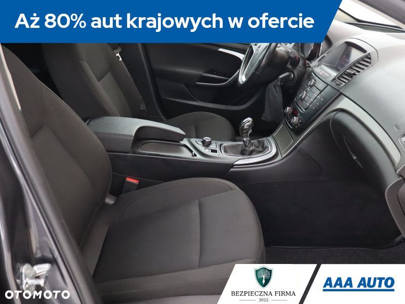 Opel Insignia - 11