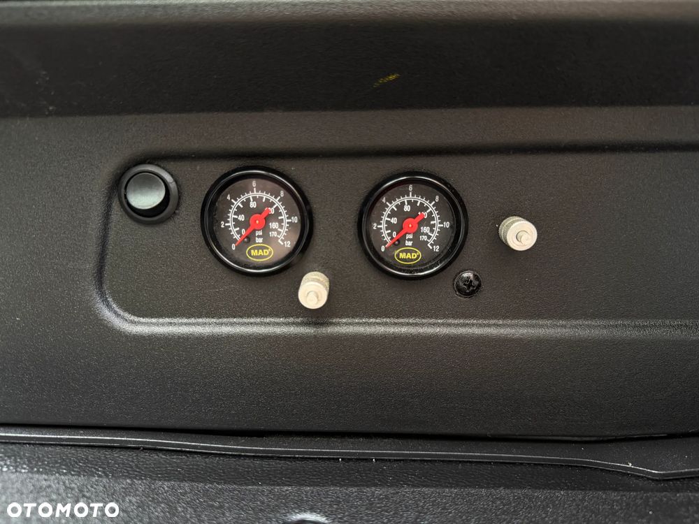 Iveco Daily 10 EP Izoterma Winda - 18