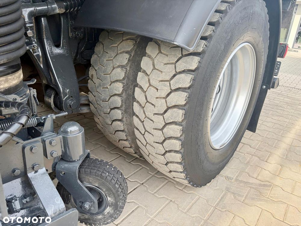 Renault C 380 Bucher Eurovoirie 2 silniki - 25