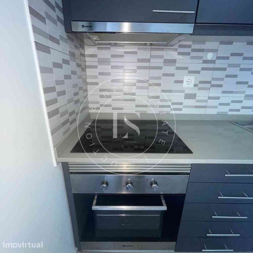 Apartamento T2 com Garagem e Arrumos | Urb. dos Altos | Cidade da Maia - Grande imagem: 2/38