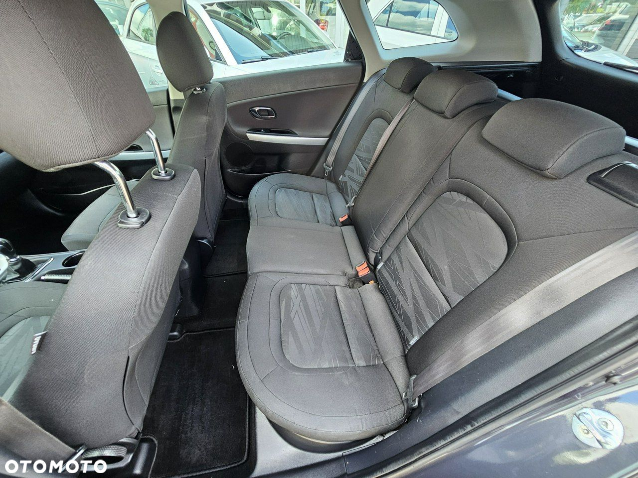 Kia Ceed 1.4 CVVT SW Dream Team Edition - 28