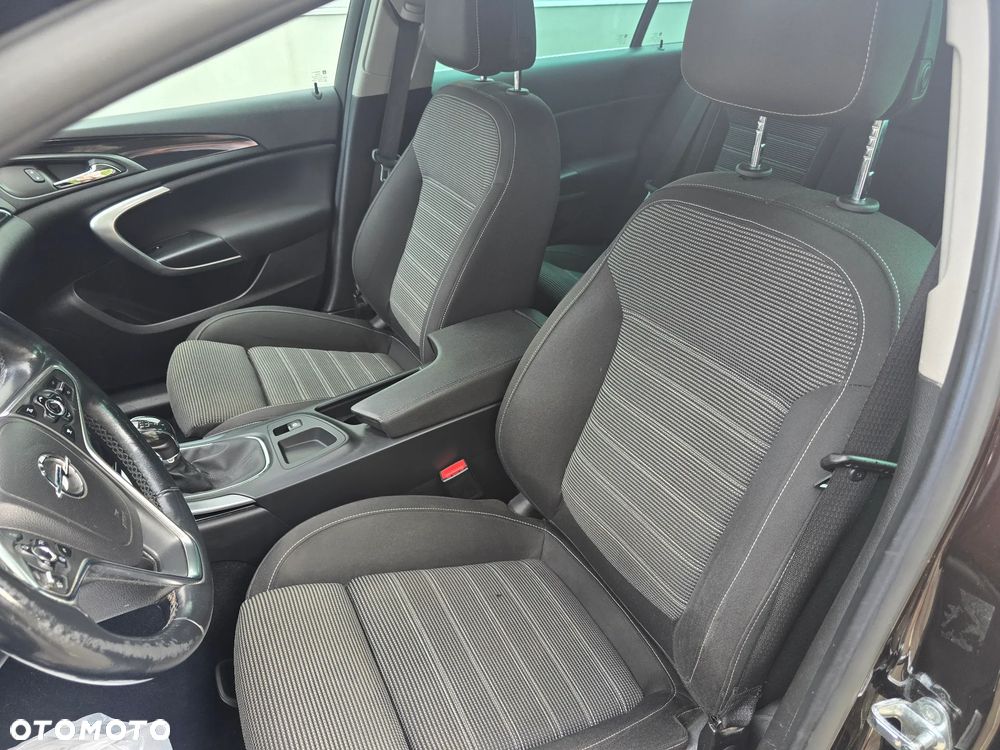 Opel Insignia - 22