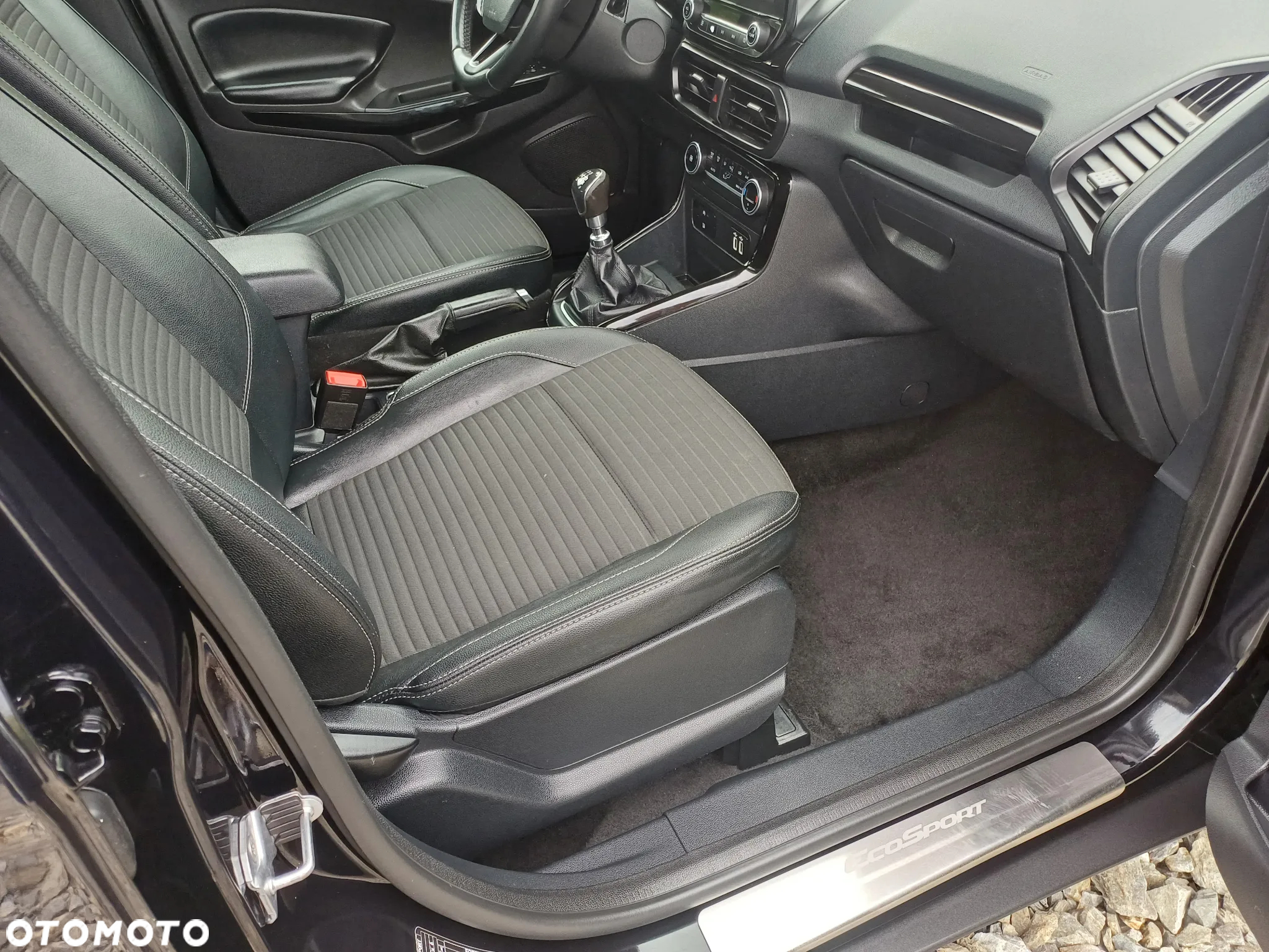 Ford EcoSport 1.5 EcoBlue Titanium ASS - 33