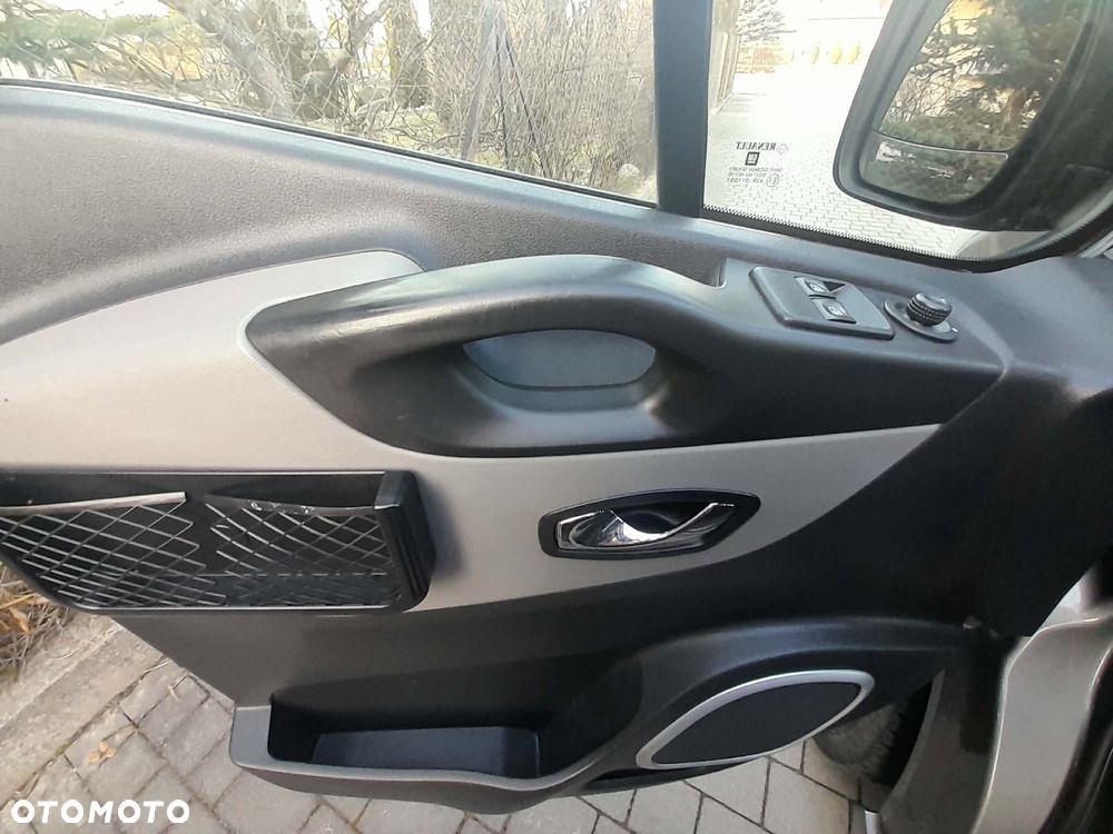 Renault Trafic - 14