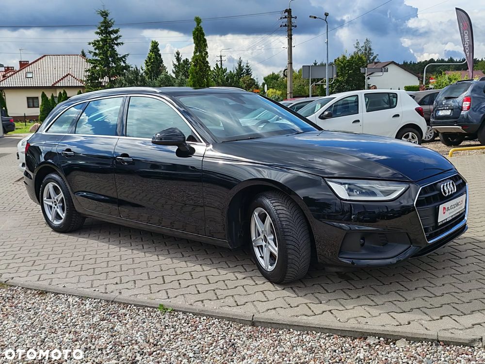 Audi A4 Avant - 11