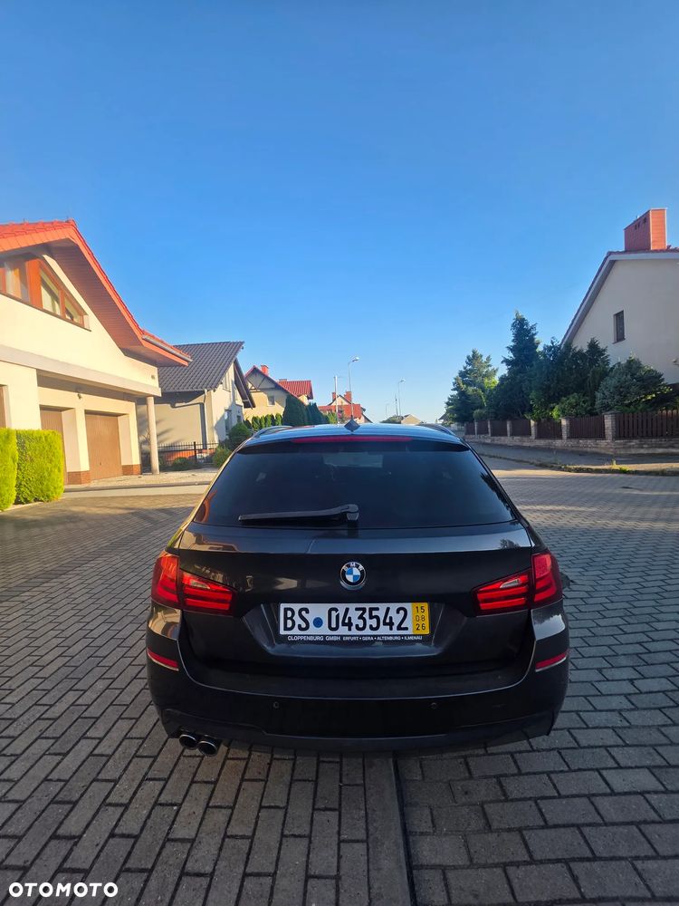 BMW Seria 5 520d Luxury Line - 6