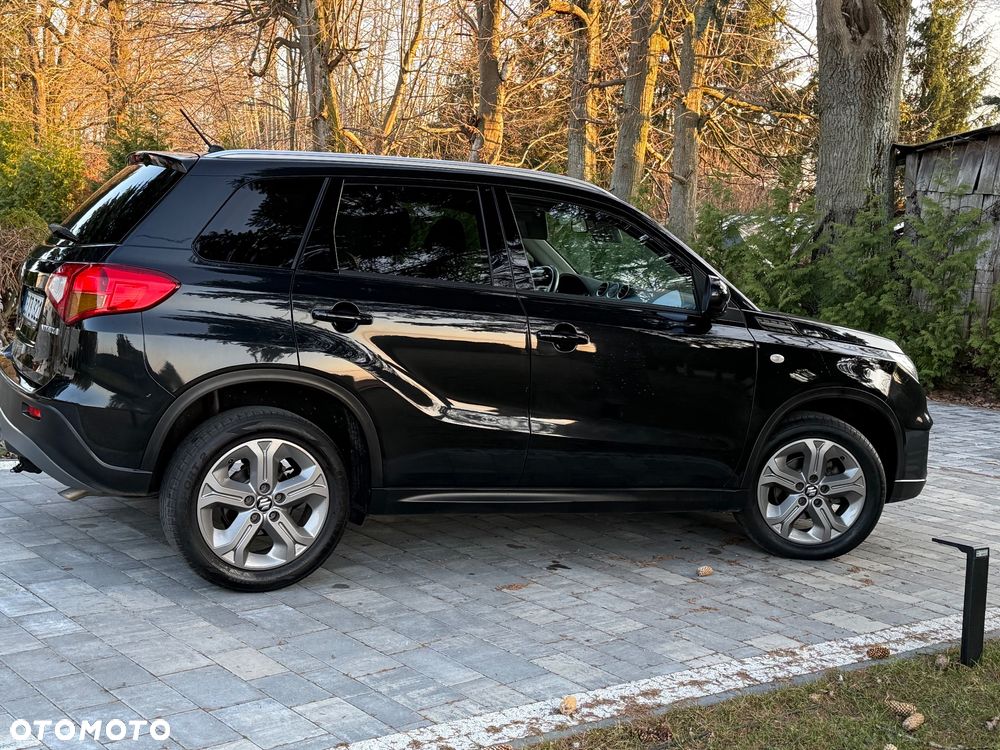 Suzuki Vitara - 1