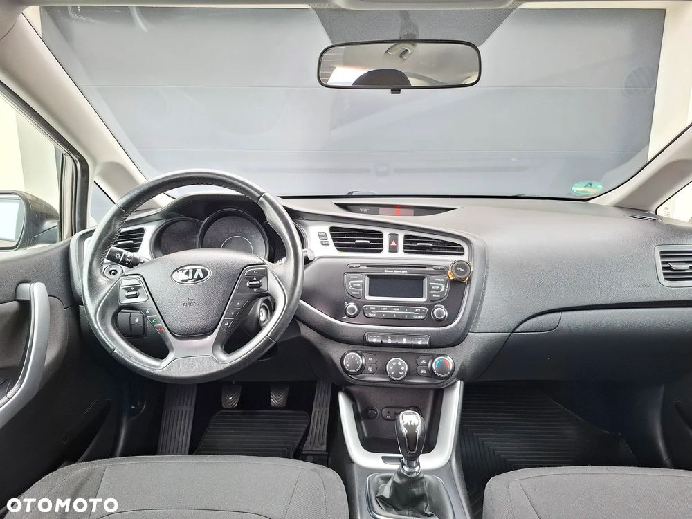 Kia Ceed 1.6 GDI Platinum Edition - 26