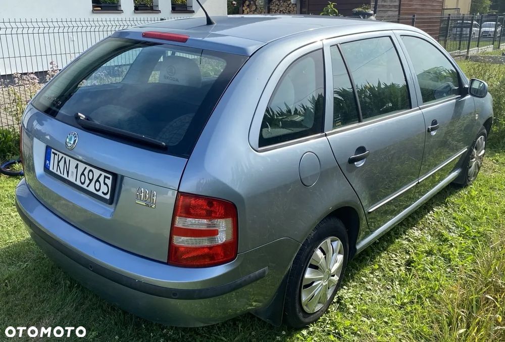 Skoda Fabia 1.4 16V Classic + - 4