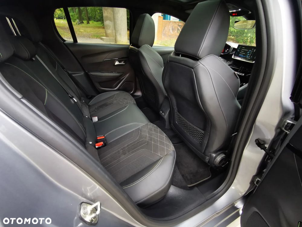 Peugeot 208 1.2 T Allure S&S - 17
