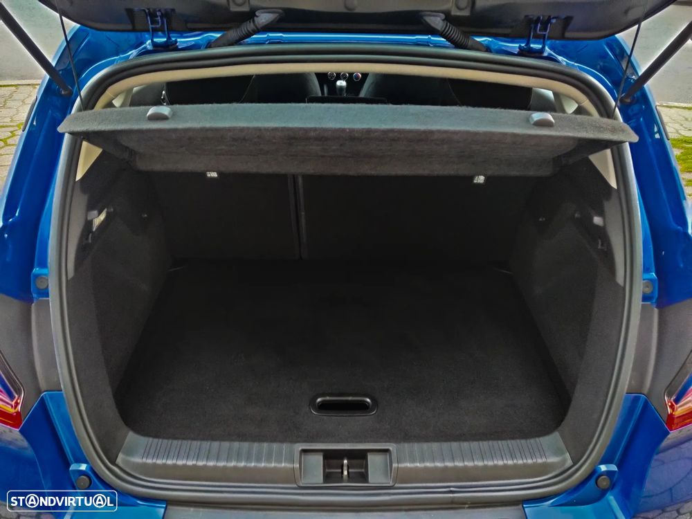 Renault Captur TCe 100 EXPERIENCE - 29