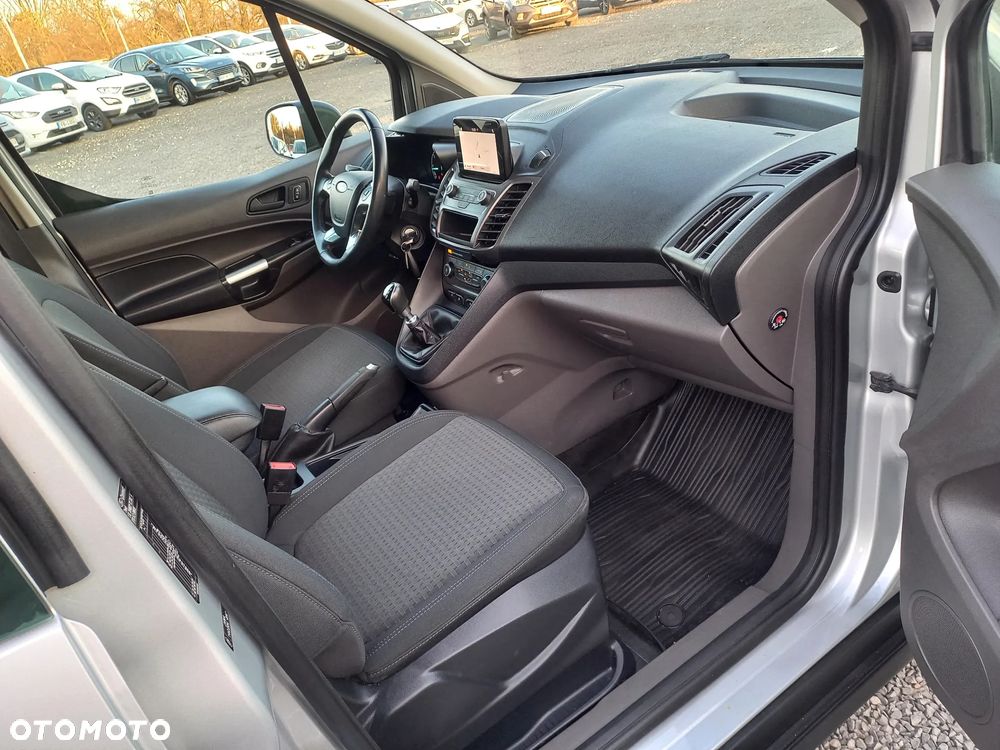 Ford Transit Connect - 22