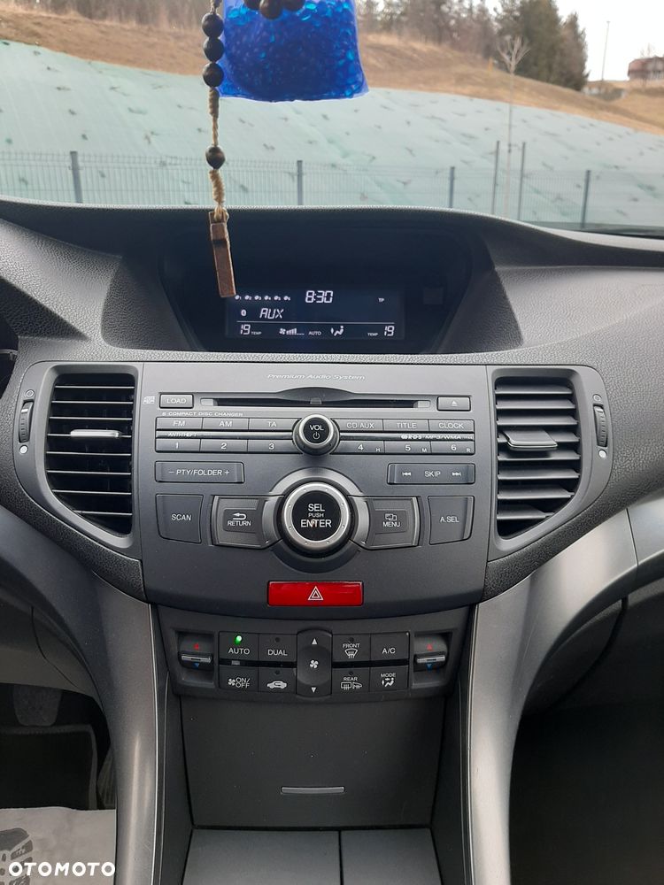 Honda Accord 2.0 Lifestyle - 31