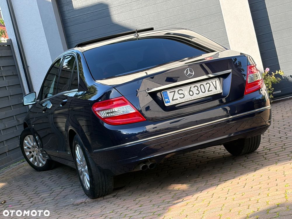 Mercedes-Benz Klasa C 180 K BlueEff Elegance - 21