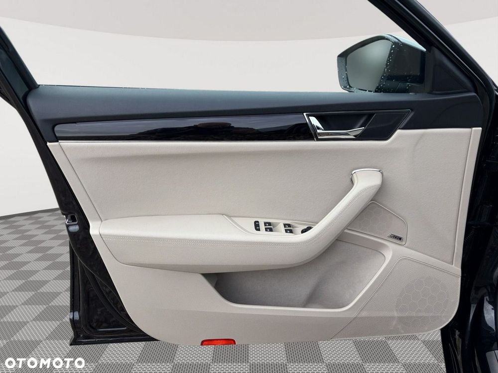 Skoda Superb 2.0 TSI 4x4 DSG L&K - 11