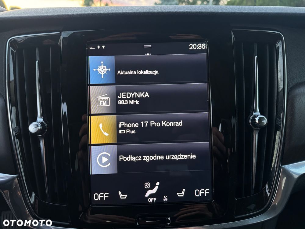 Volvo V90 Cross Country T6 AWD - 26