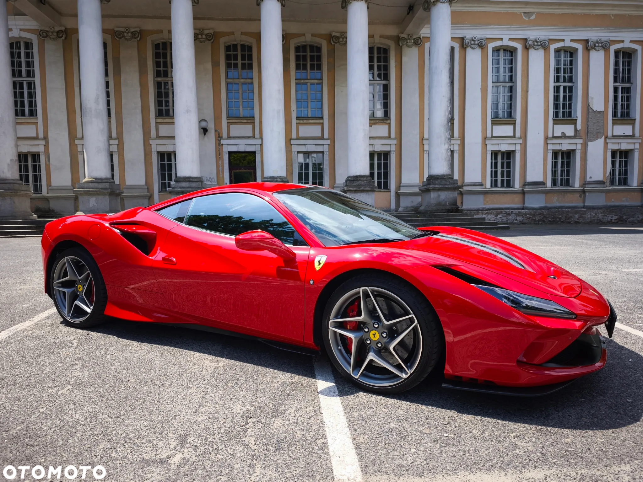 Ferrari F8 Tributo - 4