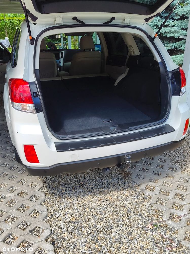 Subaru Outback - 12