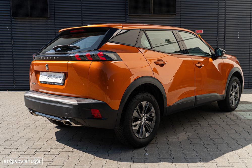 Peugeot 2008 1.2 PureTech Active Pack EAT8 - 11
