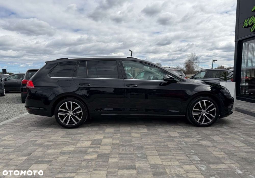 Volkswagen Golf - 36